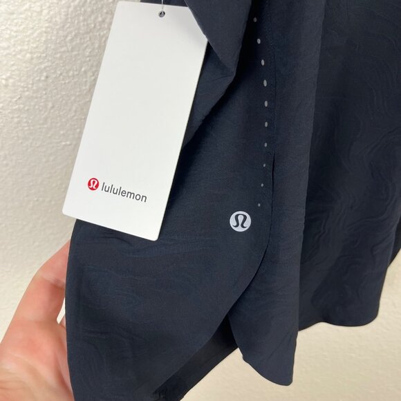 Lululemon Athletic Lightweight Stretch Run Tank Airflow Black NWT Women’s Sz 2 - Picture 8 of 9